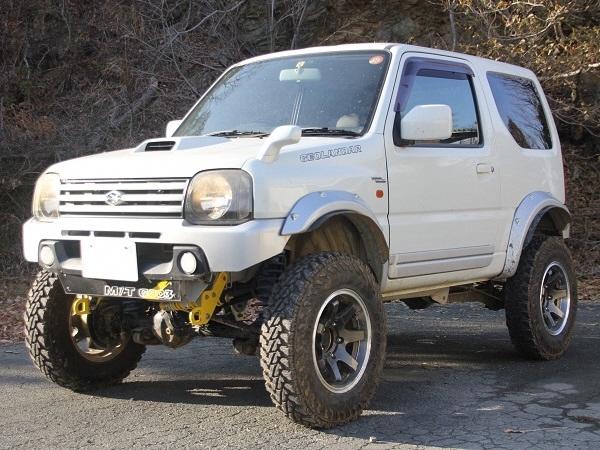 計自動車の画像